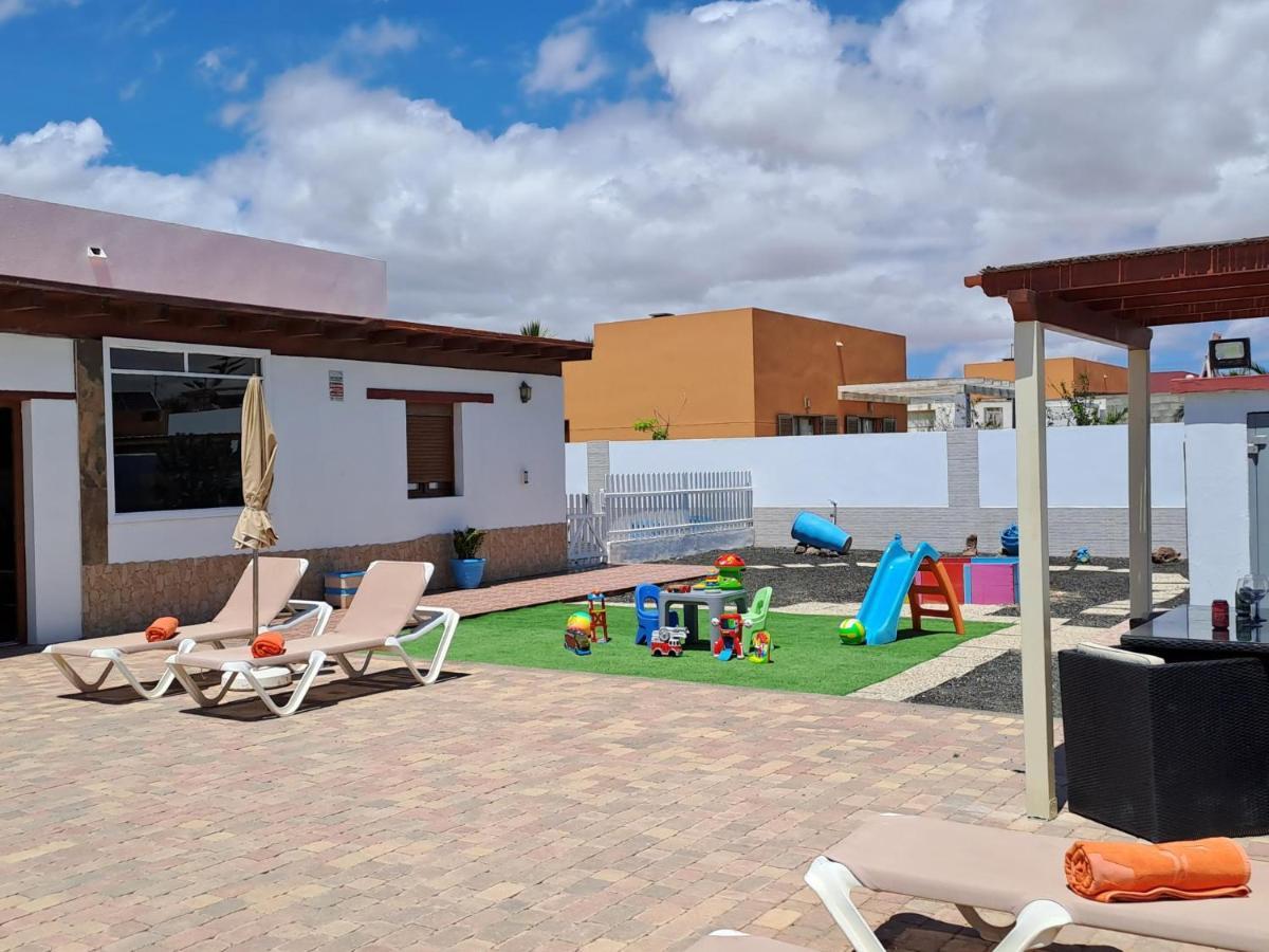 Villa Experience Heated Salty Water Pool カレタ・デ・フステ エクステリア 写真