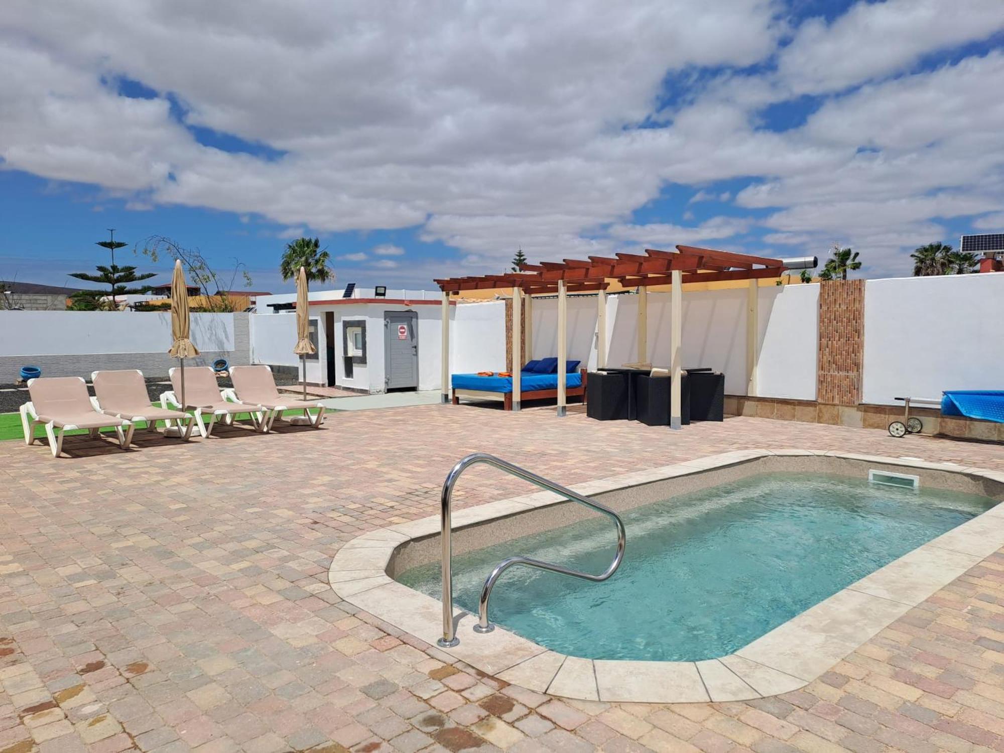 Villa Experience Heated Salty Water Pool カレタ・デ・フステ エクステリア 写真